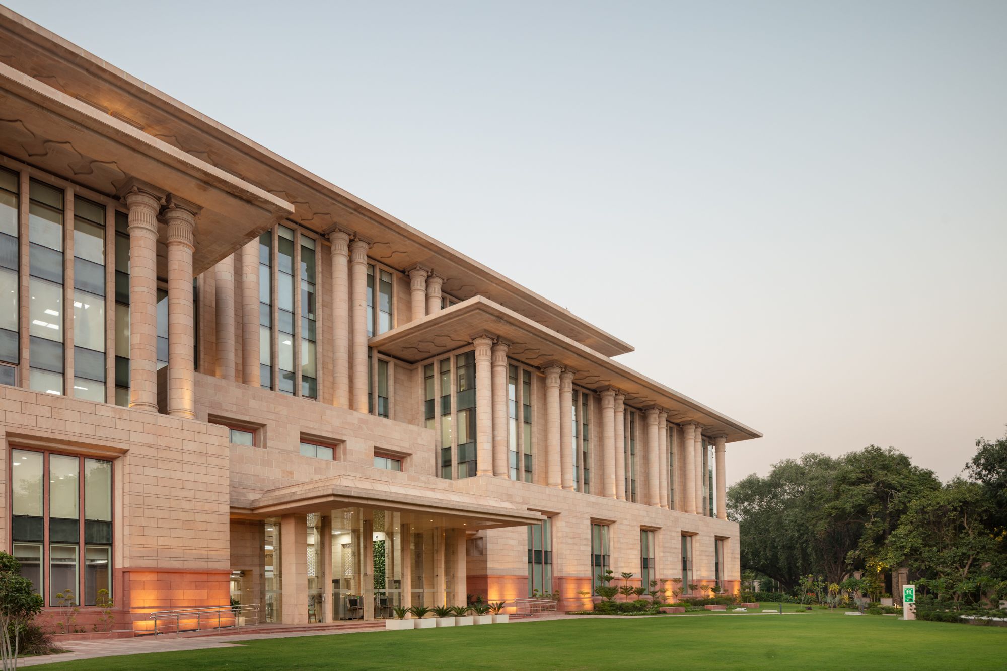 Income Tax Headquarters, Lucknow