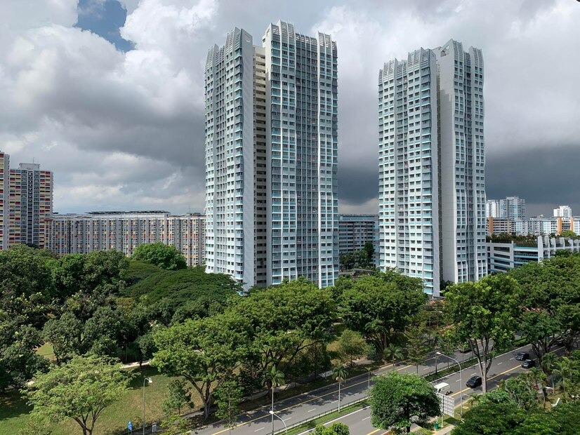 Rustomjee 180 Bayview