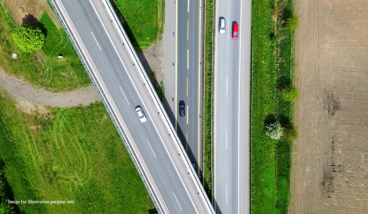Jaydev Vihar road corridor